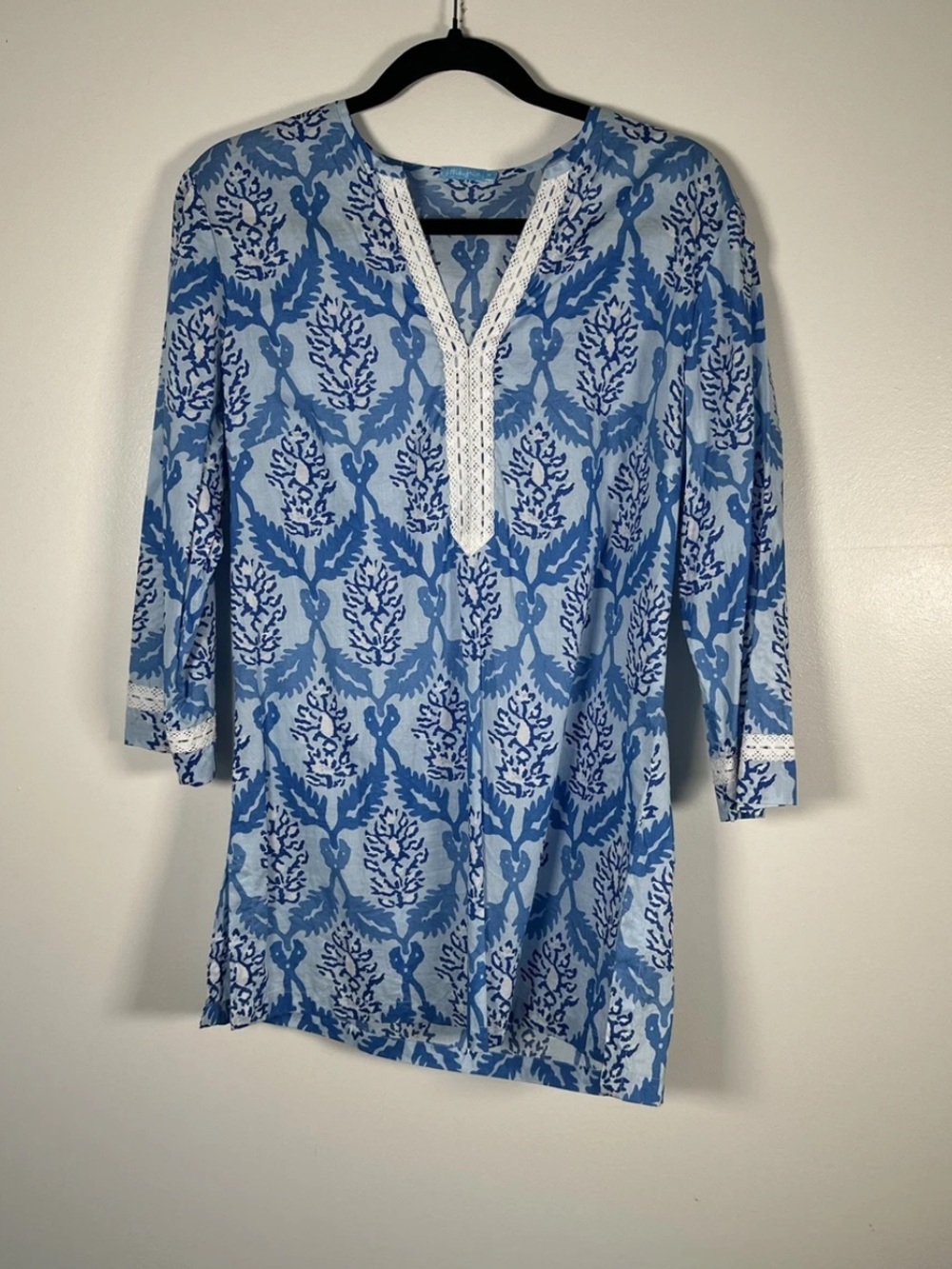 J. McLaughlin M Blue Floral Cotton Tunic Boho Coastal Beach Casual Preppy Blue